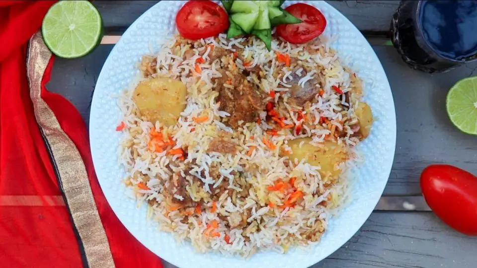 Kacchi Biryani01